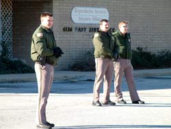 Police fortify Tulsa's sole abortion mill