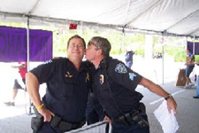 Homosexual cop threatens Christians 