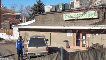 Dad with toddler locked in SUV at PP mill