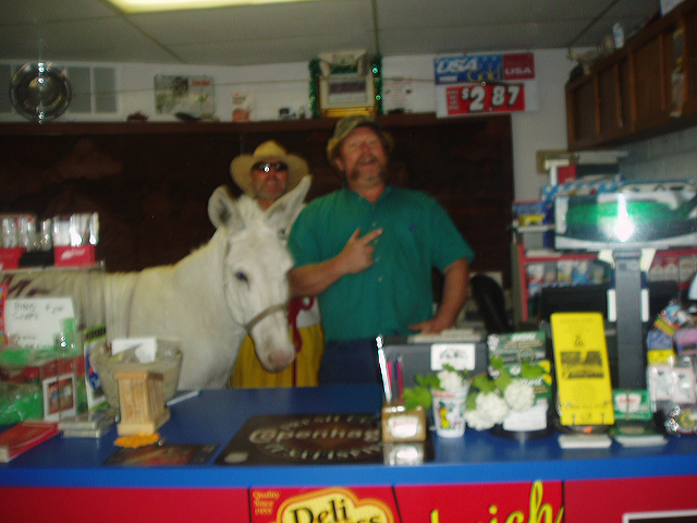 may_11__brewster_kansas_040.jpg